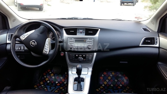 Nissan Tiida 2013, 22,400 km - 1.8 l - Bakı