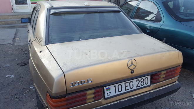Mercedes 190 1986, 450,000 km - 2.0 l - Bakı