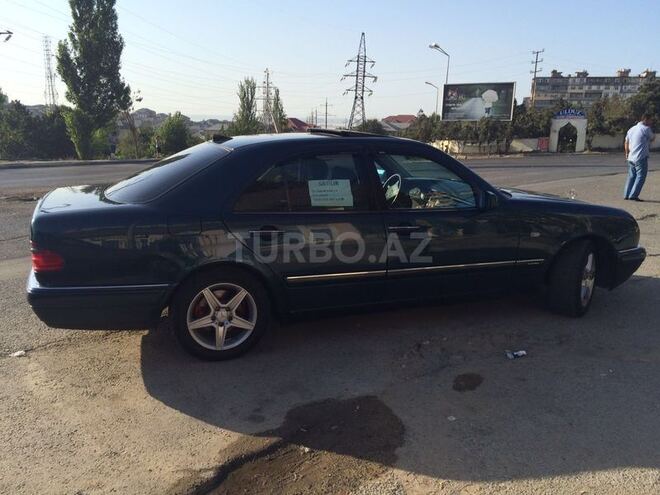 Mercedes E 240 1998, 280,000 km - 2.4 l - Bakı