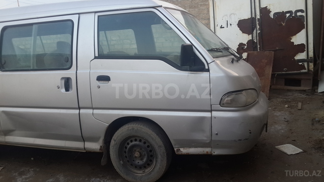 Hyundai H 100 1998, 355,000 km - 2.5 l - Bakı