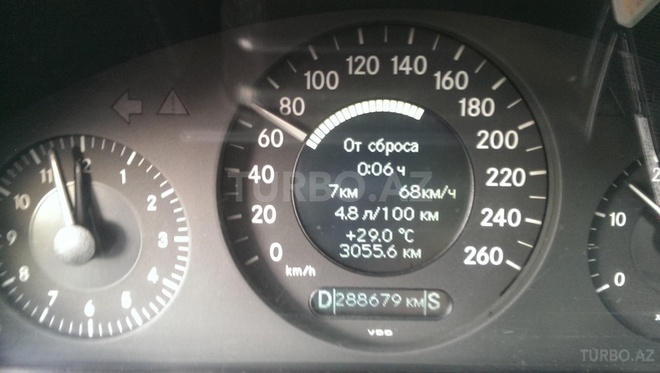 Mercedes E 220 2006, 298,000 km - 2.2 л - Masallı