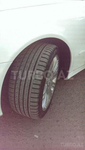 Mercedes E 220 2006, 298,000 km - 2.2 л - Masallı