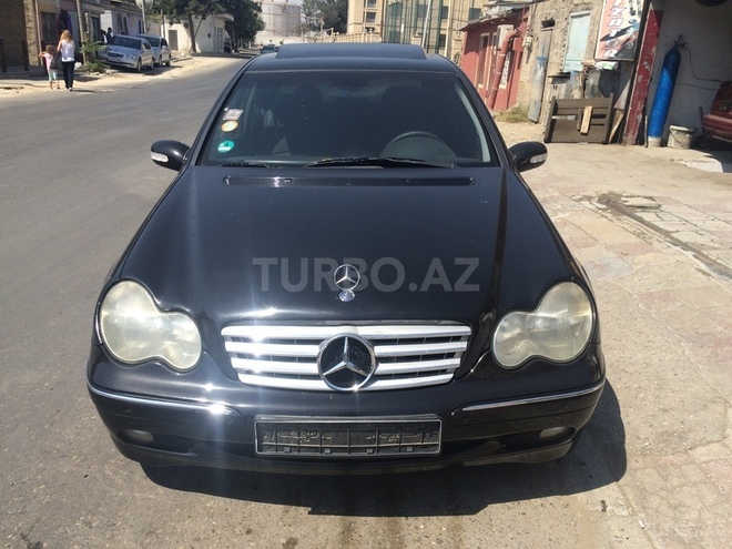 Mercedes C 240 2000, 234,000 km - 2.6 л - Bakı