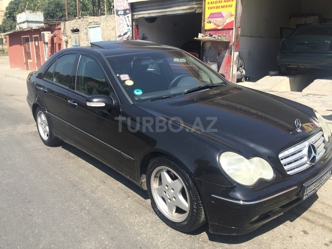 Mercedes C 240 2000, 234,000 km - 2.6 л - Bakı