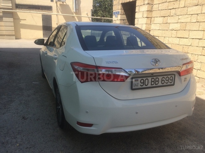 Toyota Corolla 2014, 42,300 km - 1.6 л - Bakı