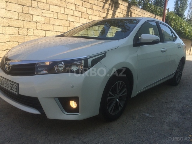 Toyota Corolla 2014, 42,300 km - 1.6 л - Bakı