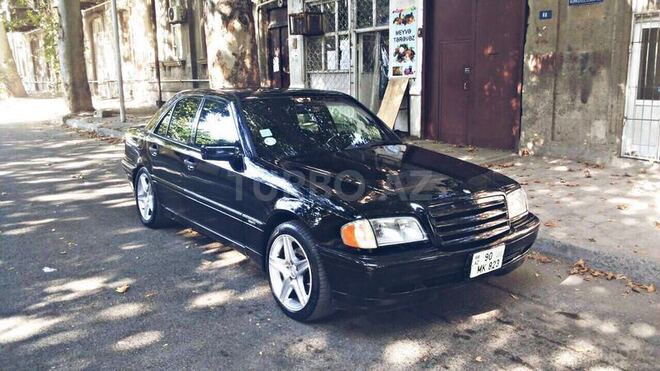 Mercedes C 280 1999, 240,000 km - 2.8 l - Bakı