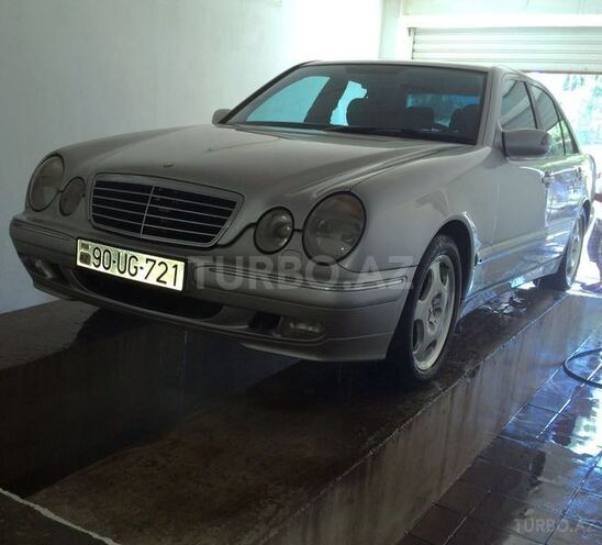 Mercedes E 240 1999, 252,000 km - 2.4 l - Bakı