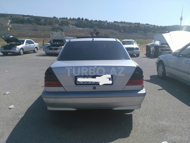 Mercedes C 180 2000, 248,000 km - 1.8 l - Bakı