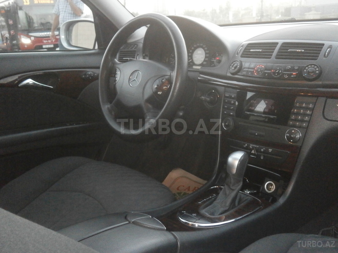 Mercedes E 220 2005, 248,200 km - 2.2 л - Bakı
