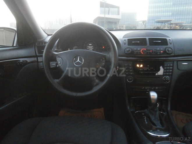 Mercedes E 220 2005, 248,200 km - 2.2 л - Bakı