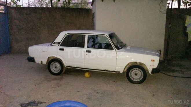 LADA (VAZ) 2107 2005, 100,000 km - 1.6 l - Bakı