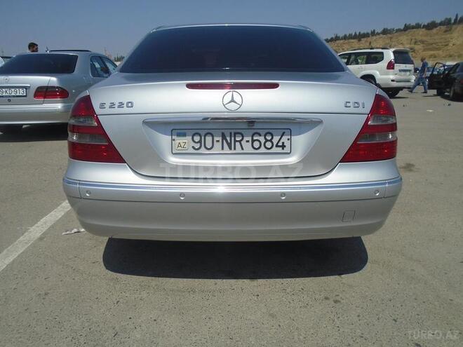 Mercedes E 220 2003, 232,000 km - 2.2 l - Bakı
