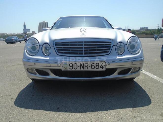 Mercedes E 220 2003, 232,000 km - 2.2 l - Bakı