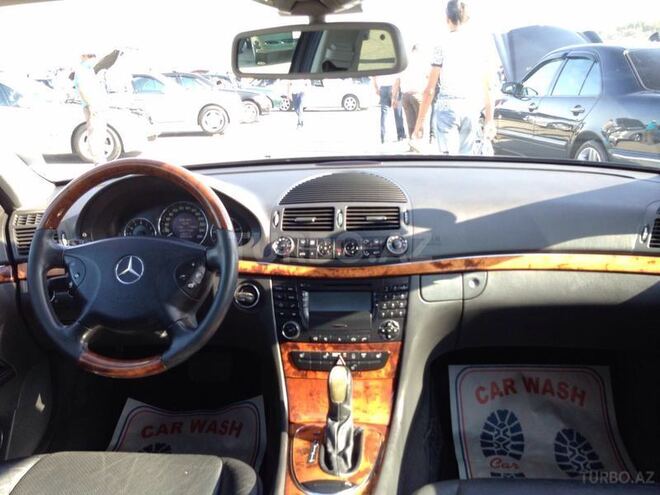 Mercedes E 270 2003, 210,000 km - 2.7 л - Bakı