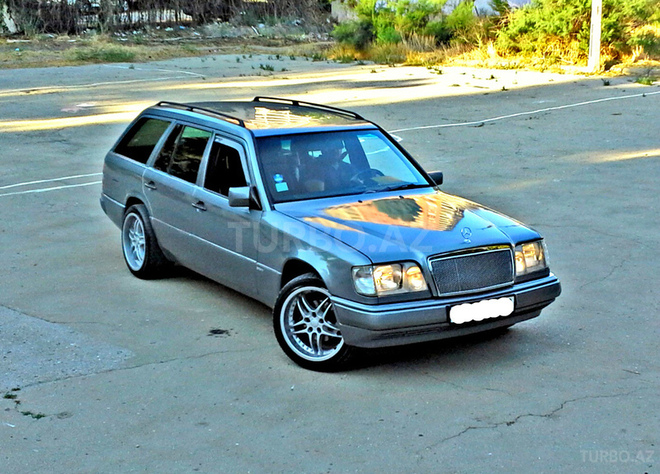 Mercedes E 280 1995, 254,000 km - 2.8 л - Bakı
