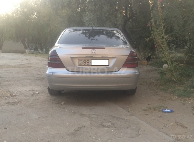 Mercedes E 270 2002, 223,000 km - 2.7 l - Bakı