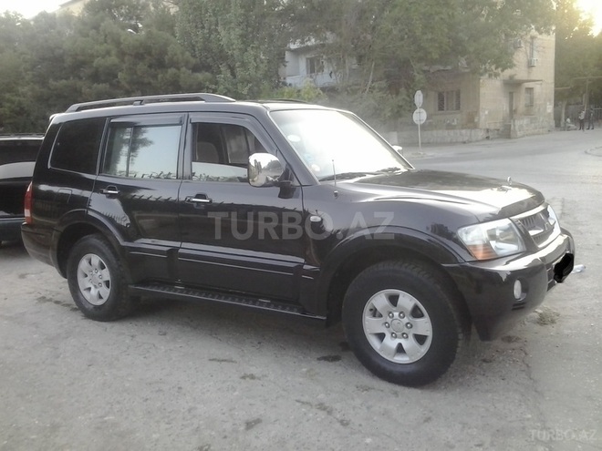 Mitsubishi Pajero 2006, 165,000 km - 3.0 l - Sumqayıt