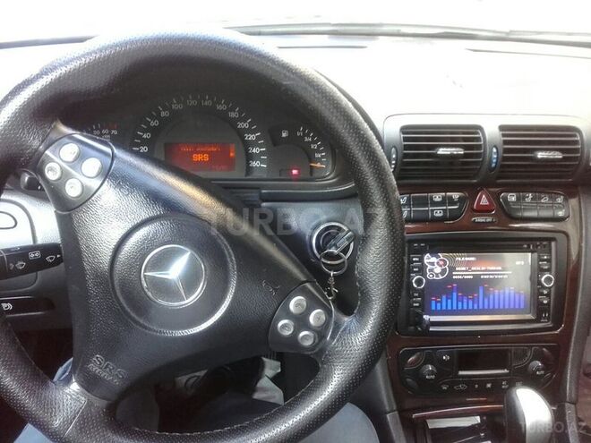 Mercedes C 240 2001, 302,000 km - 2.6 l - Bakı