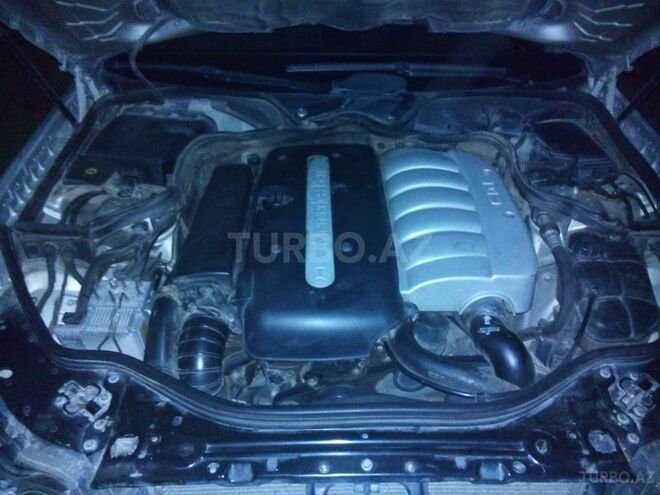 Mercedes E 270 2002, 430,000 km - 2.7 l - Beyləqan