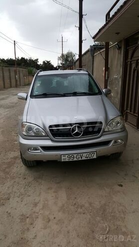 Mercedes ML 270 2003, 245,000 km - 2.7 l - Bakı