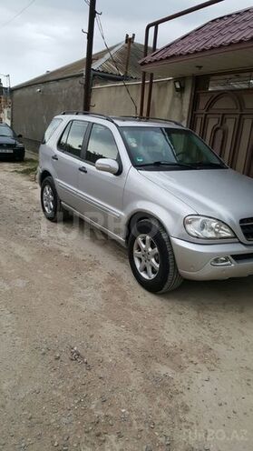 Mercedes ML 270 2003, 245,000 km - 2.7 l - Bakı