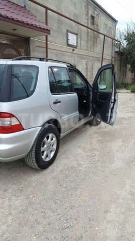 Mercedes ML 270 2003, 245,000 km - 2.7 l - Bakı