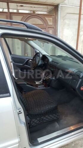 Mercedes ML 270 2003, 245,000 km - 2.7 l - Bakı