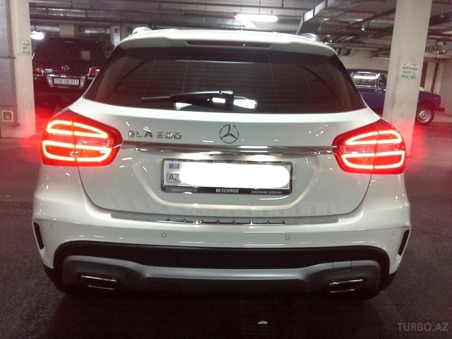 Mercedes GLA 200 2015, 21,000 km - 1.6 l - Bakı