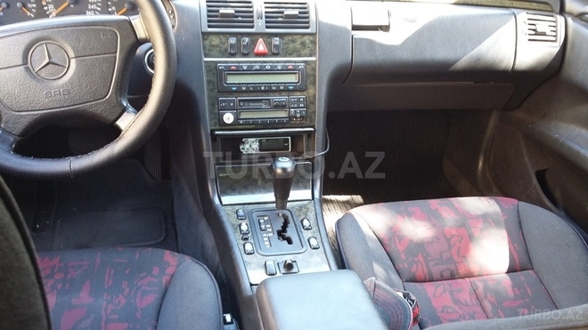 Mercedes C 240 1997, 3,630,888 km - 2.4 l - Bakı