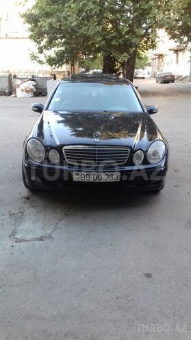 Mercedes E 220 2003, 258,000 km - 2.2 l - Bakı