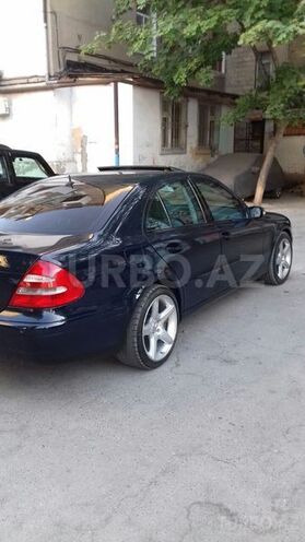 Mercedes E 220 2003, 258,000 km - 2.2 l - Bakı