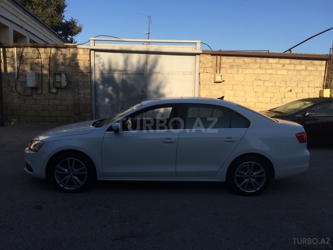 Volkswagen Jetta 2011, 80,000 km - 2.5 l - Bakı