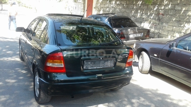 Opel Astra 1998, 250,000 km - 1.6 л - Bakı