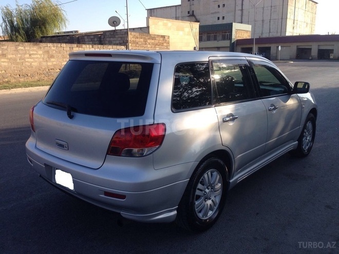 Mitsubishi Airtrek 2001, 222,788 km - 2.4 l - Sumqayıt