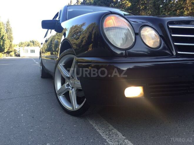 Mercedes E 240 1998, 275,000 km - 2.4 l - Sumqayıt