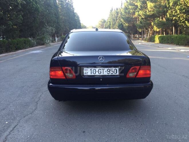Mercedes E 240 1998, 275,000 km - 2.4 l - Sumqayıt