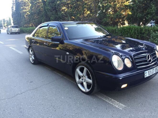 Mercedes E 240 1998, 275,000 km - 2.4 l - Sumqayıt