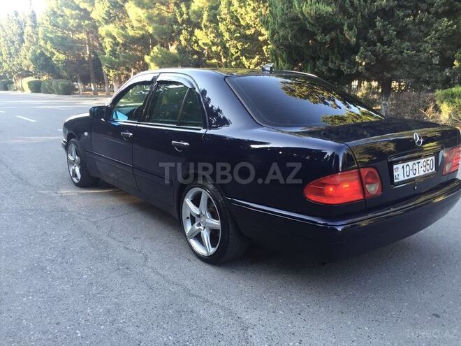 Mercedes E 240 1998, 275,000 km - 2.4 l - Sumqayıt