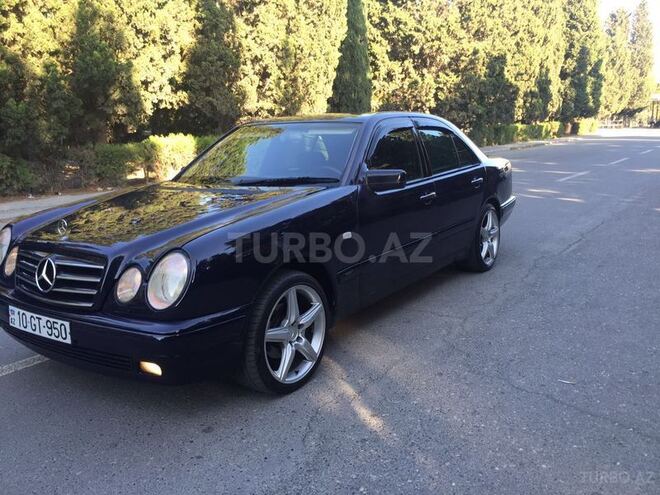 Mercedes E 240 1998, 275,000 km - 2.4 l - Sumqayıt