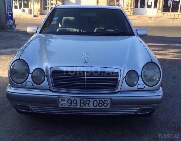 Mercedes E 240 1998, 275,000 km - 2.4 l - Bakı