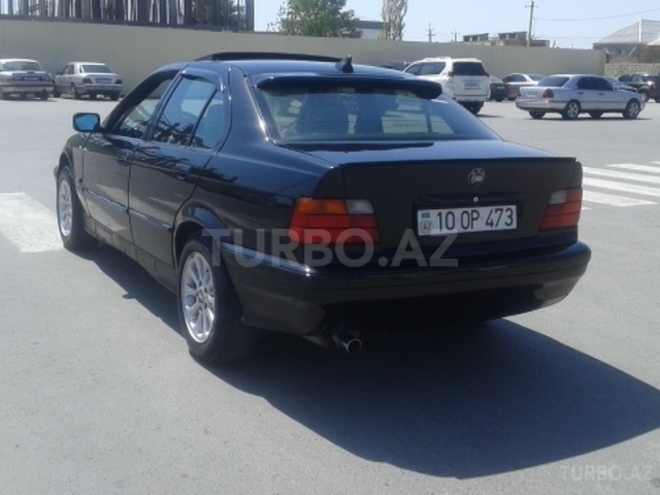 BMW 320 1991, 30,000 km - 2.0 л - Sumqayıt