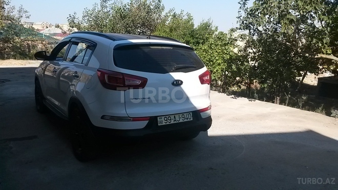 Kia Sportage 2010, 118,000 km - 2.0 l - Bakı