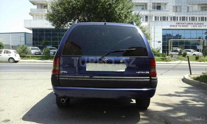 Opel Astra 1997, 250,000 km - 1.6 l - Bakı