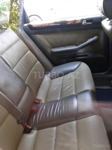 Audi A6 allroad 2003, 270,000 km - 0.3 л - Bakı