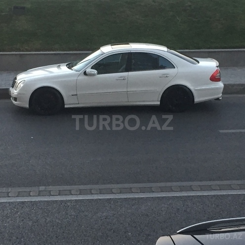 Mercedes E 320 2004, 291,000 km - 0.4 l - Bakı