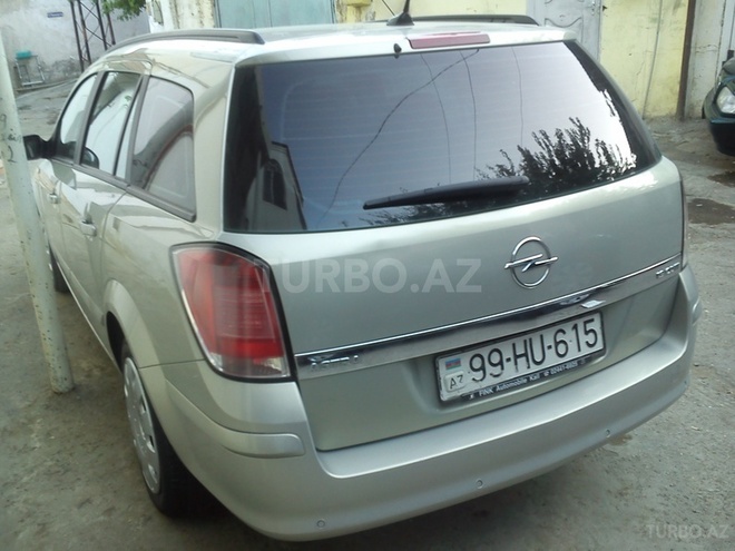 Opel Astra 2006, 196,000 km - 1.9 l - Bakı