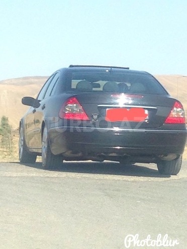 Mercedes E 270 2003, 210,000 km - 2.7 л - Bakı