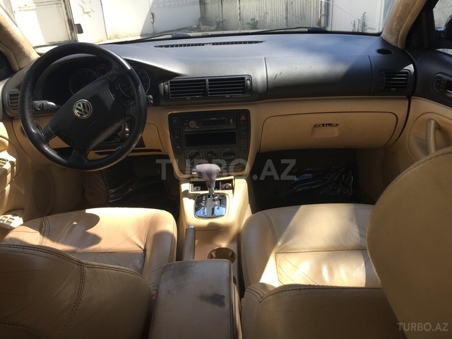 Volkswagen Passat 2001, 266,000 km - 1.8 l - Bakı
