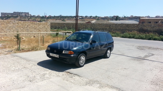 Opel Astra 1995, 250,000 km - 1.6 l - Bakı